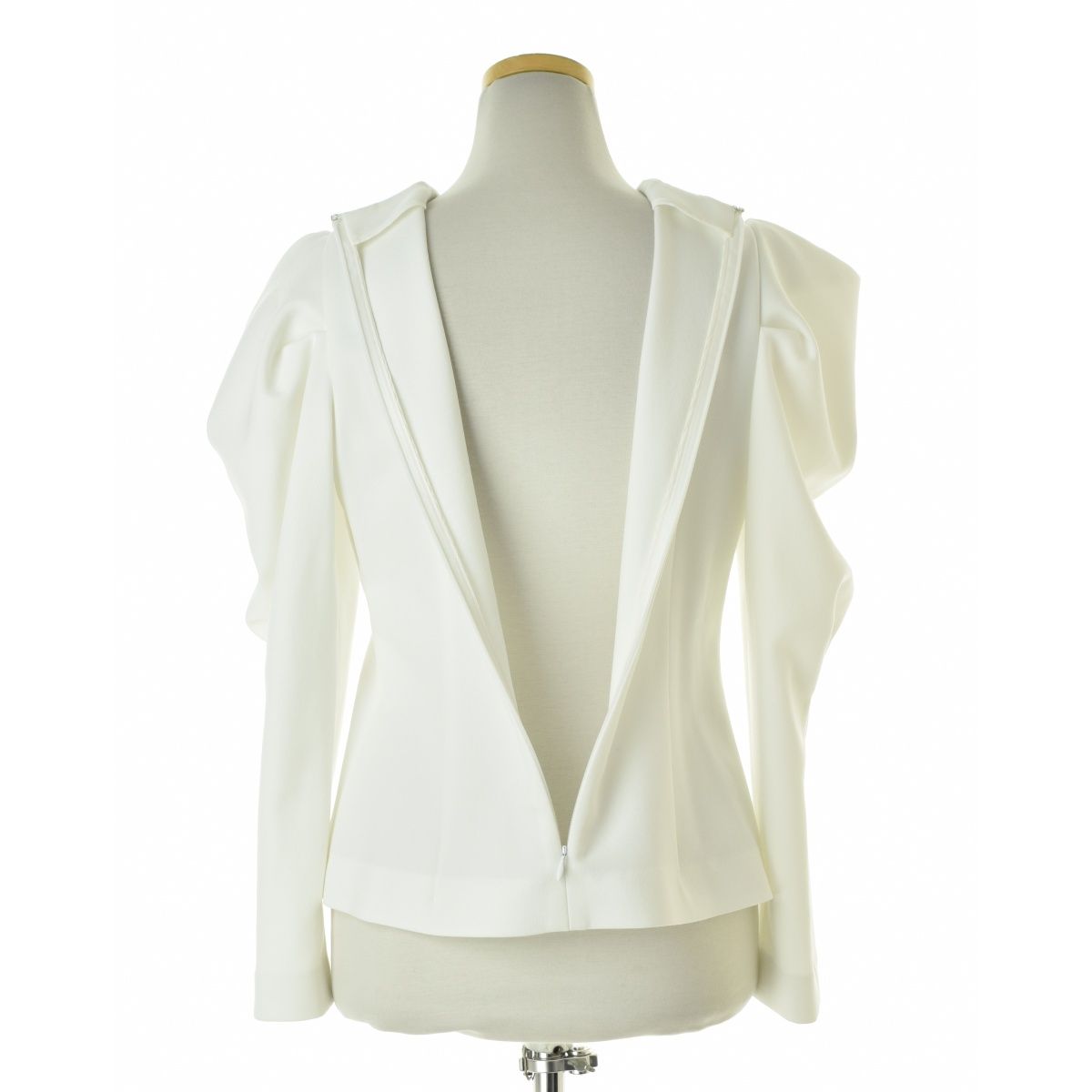 cygne】とんがりパフTops Manon長袖ブラウス - メルカリ