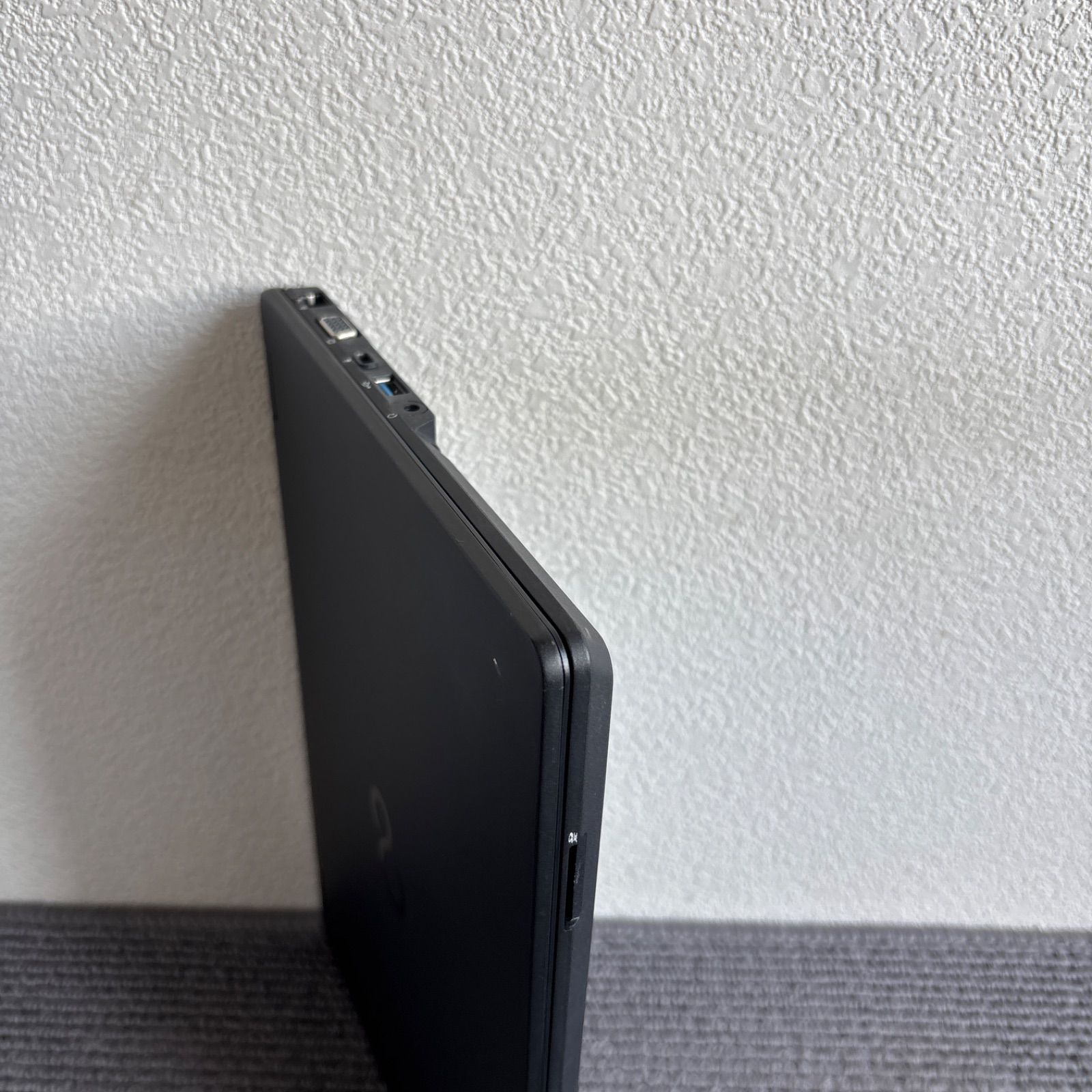 富士通lifebook U7311/F i5-1145G7 メモリ12GB SSD 256GB Win11 顔認証