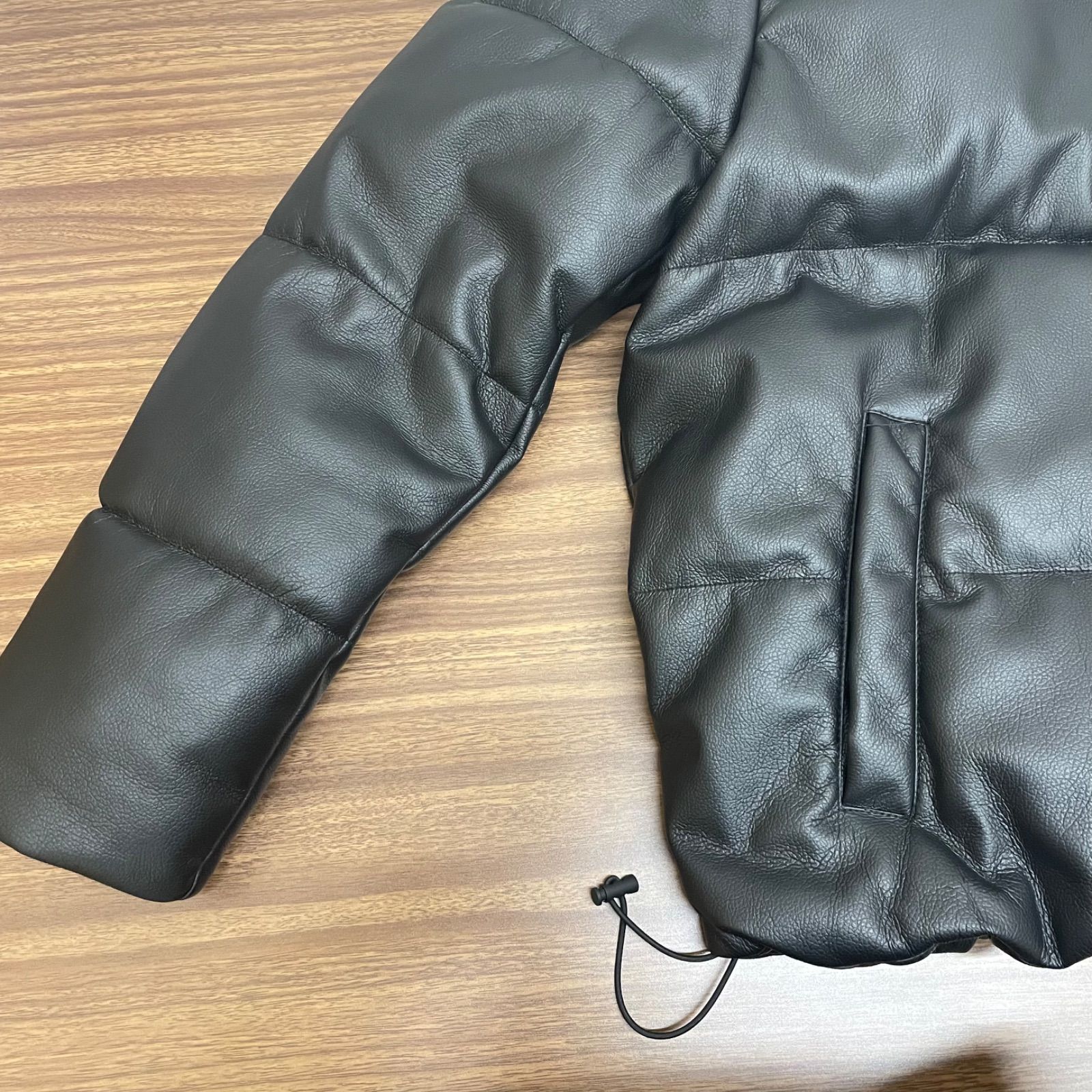 b)ZARA ザラ フェイクレザー パフジャケット パデットブルゾン XL