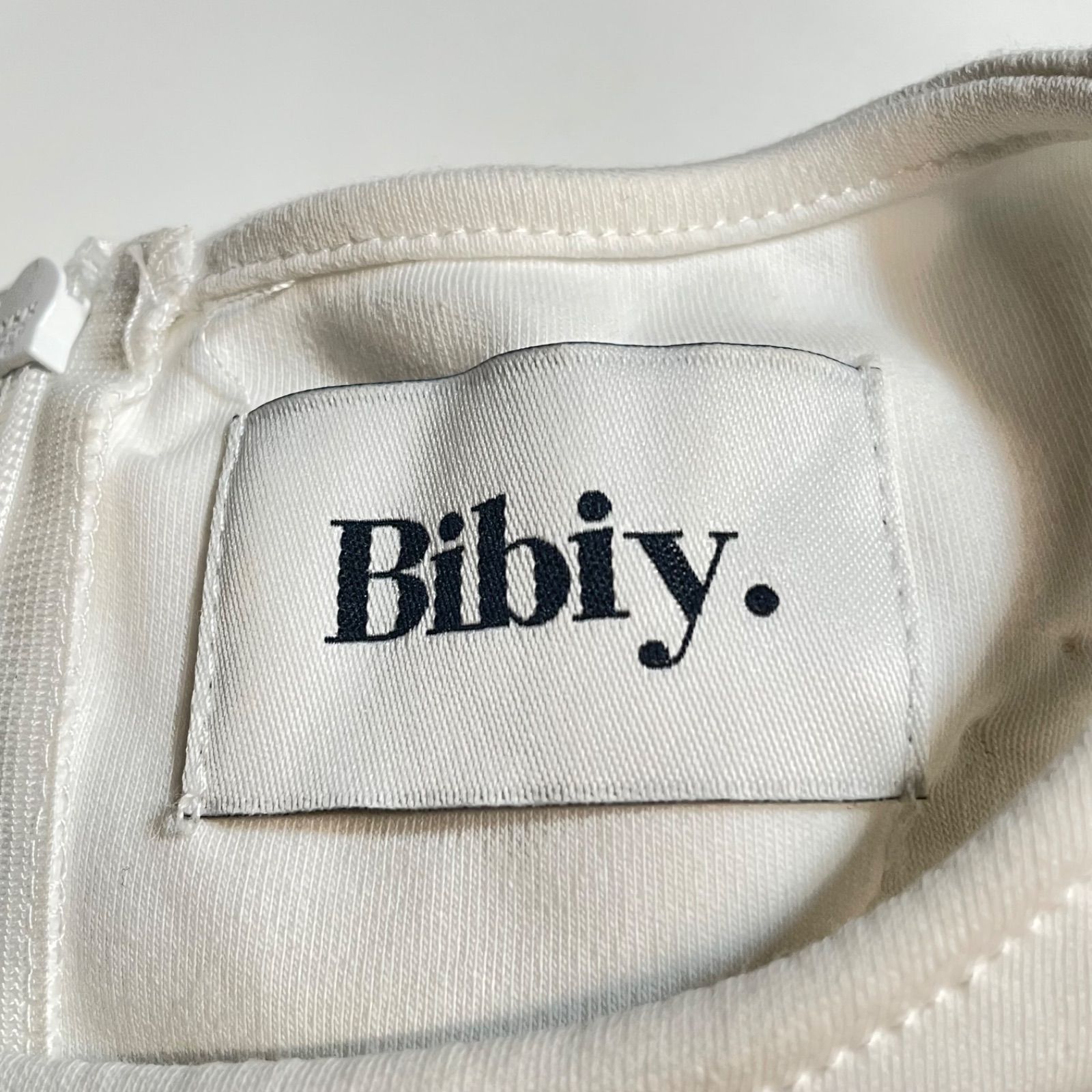Bibiy. ビビィ ROSETTE TEE Tシャツ カットソー 半袖 フラワー バラ