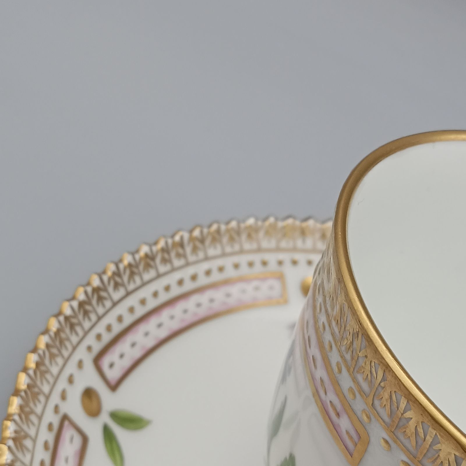 ロイヤルコペンハーゲン フローラ ダニカ ティー カップ＆ソーサー 最