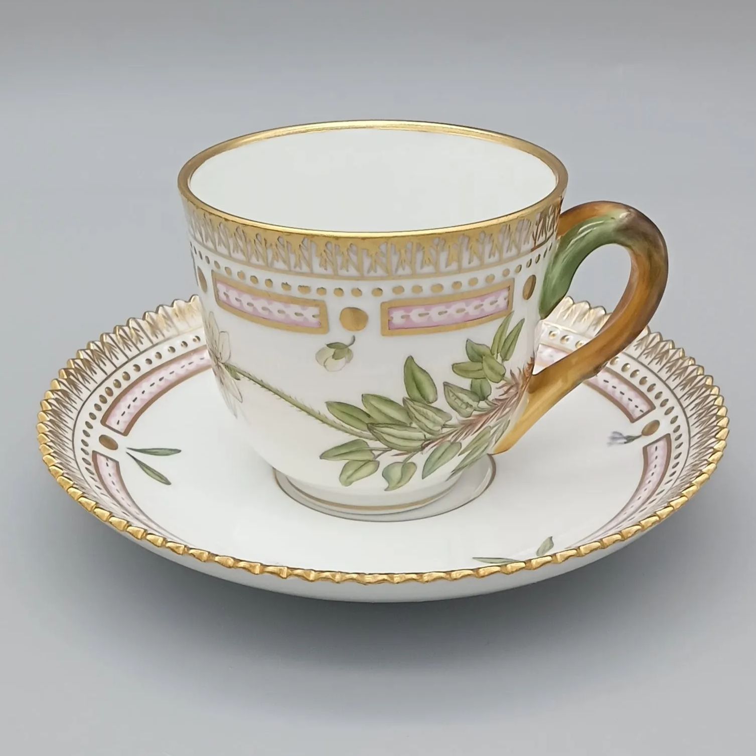 ロイヤルコペンハーゲン フローラ ダニカ デミタス カップ＆ソーサー