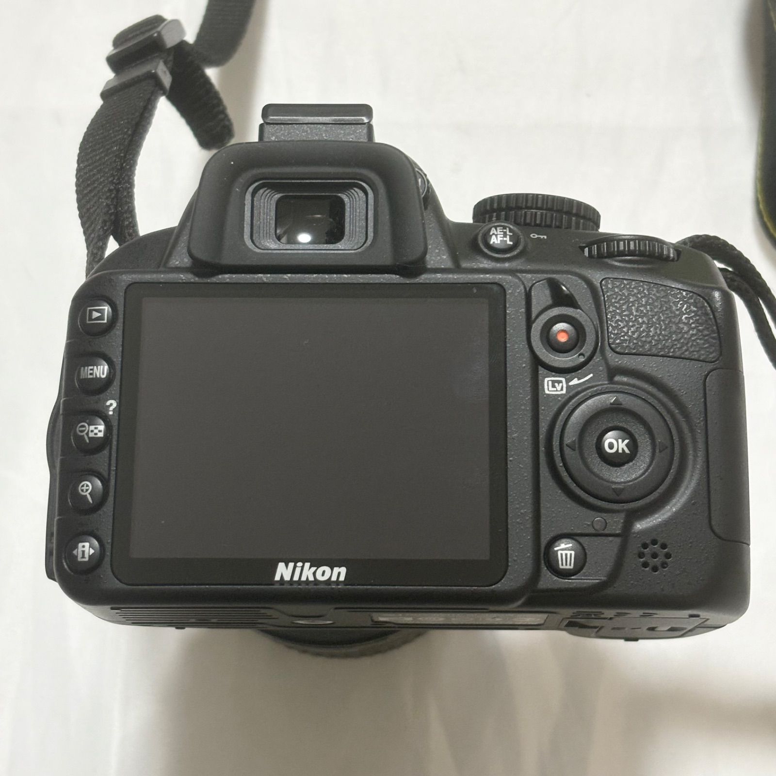 送料無料】Nikon/ニコン/D3100/デジタル一眼レフカメラ/18-55㎜/電池