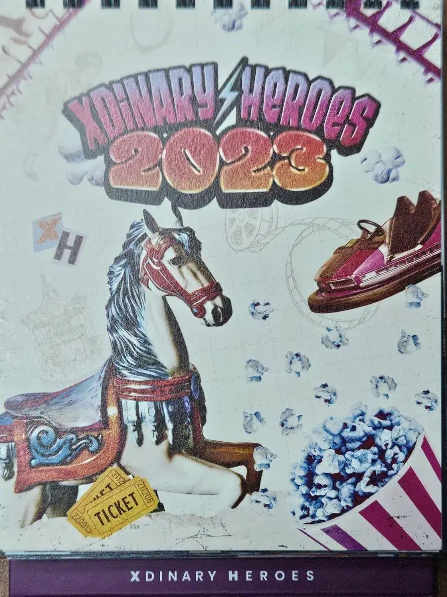 Xdinary Heroes (エクディズ) Overture 2022 YEARBOOK - メルカリ