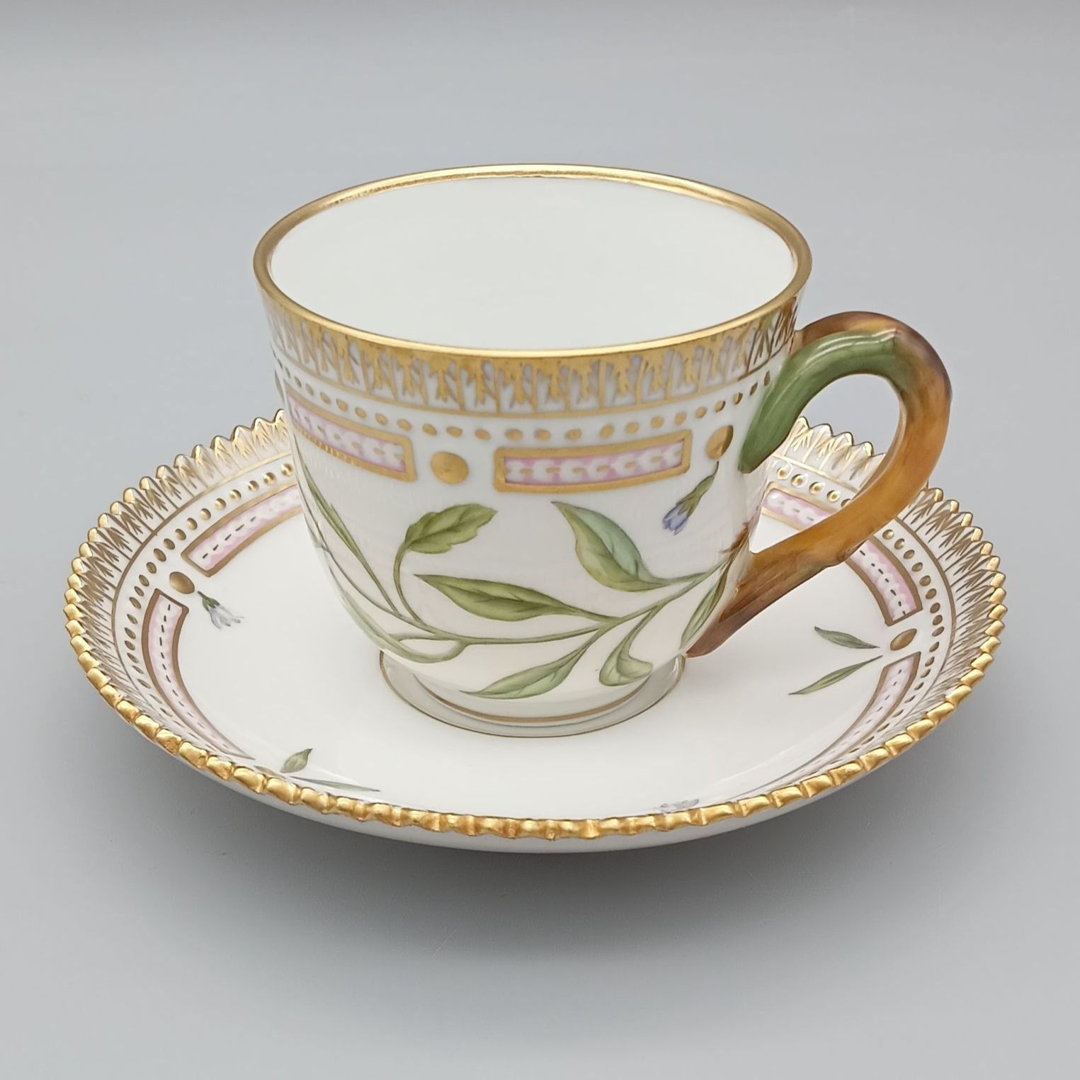 ロイヤルコペンハーゲン フローラ ダニカ デミタス カップ＆ソーサー