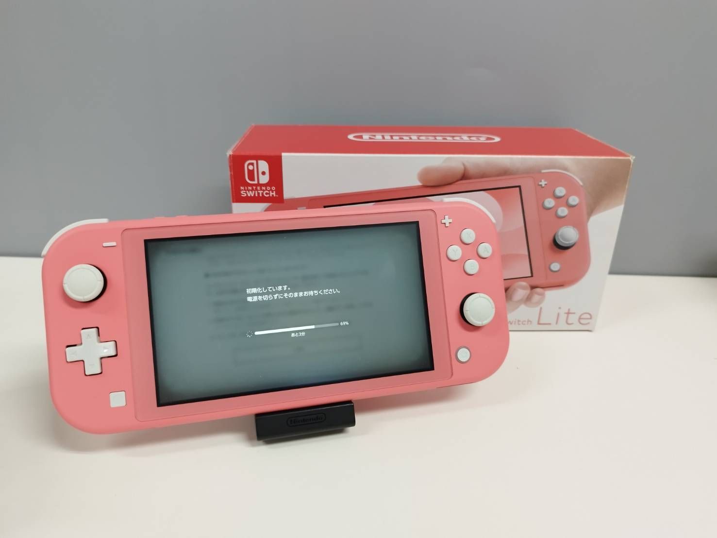 美品】Nintendo Switch Lite HDH-001/2020年製/コーラル〈HDH-S-PAZAA