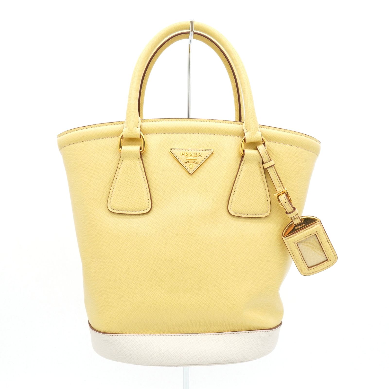 3月5日までの限定価格】プラダ トライアングルロゴ サフィアーノ バイ