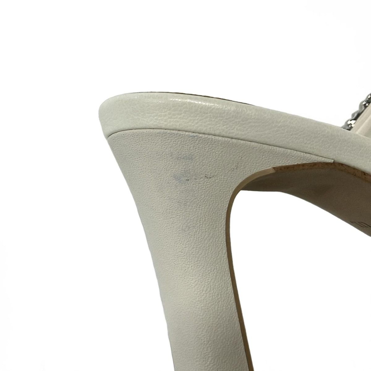 DIANA(ダイアナ) ミュール L レディース美品 - 白 ビジュー レザー