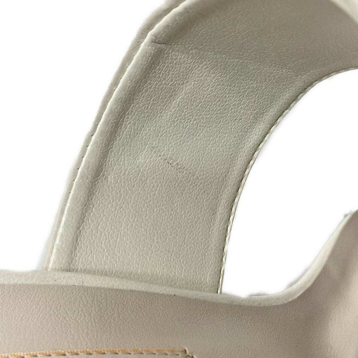 DIANA(ダイアナ) ミュール L レディース美品 - 白 ビジュー レザー