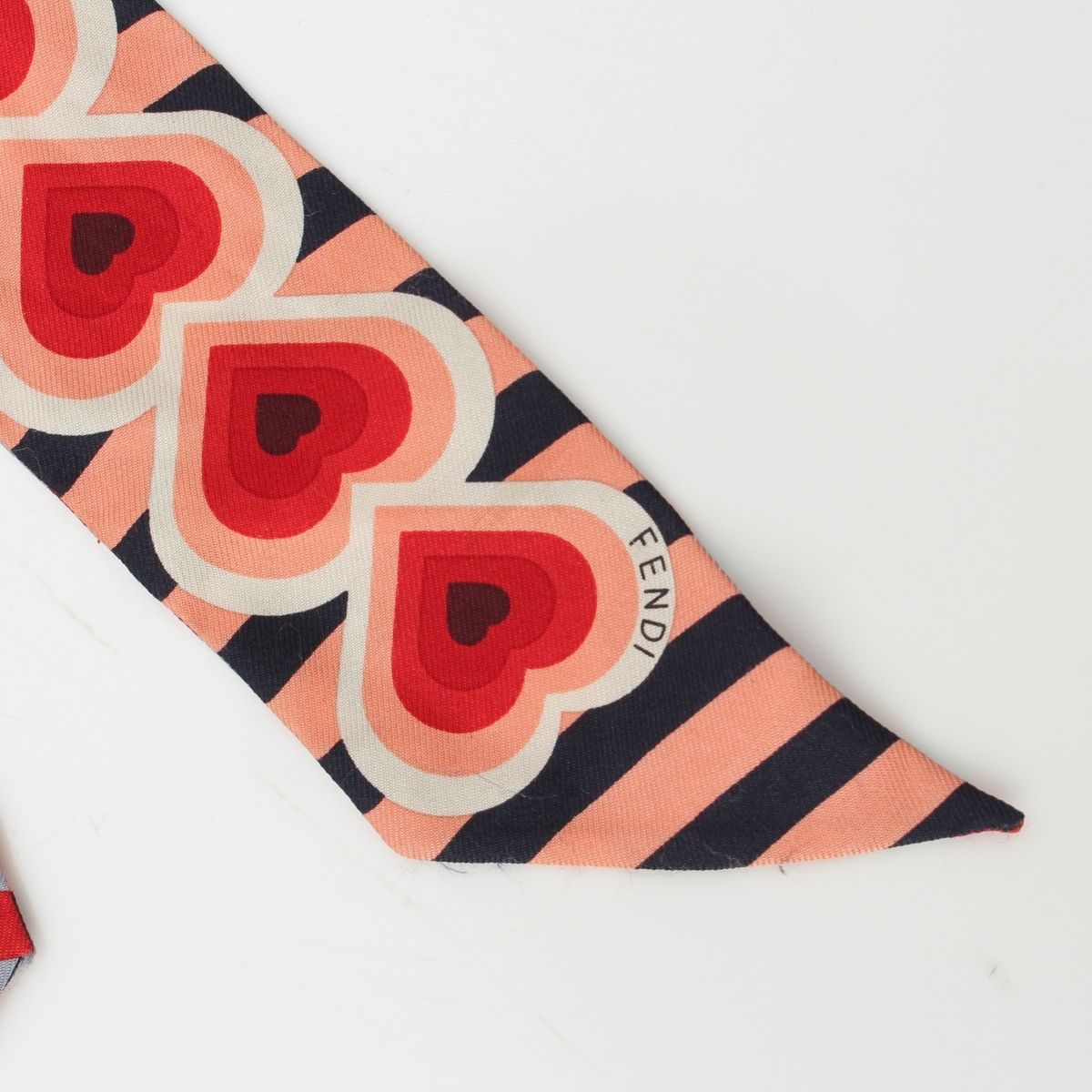 フェンディ シルク ラッピー バレンタイン限定 ハート ＆ マンマ