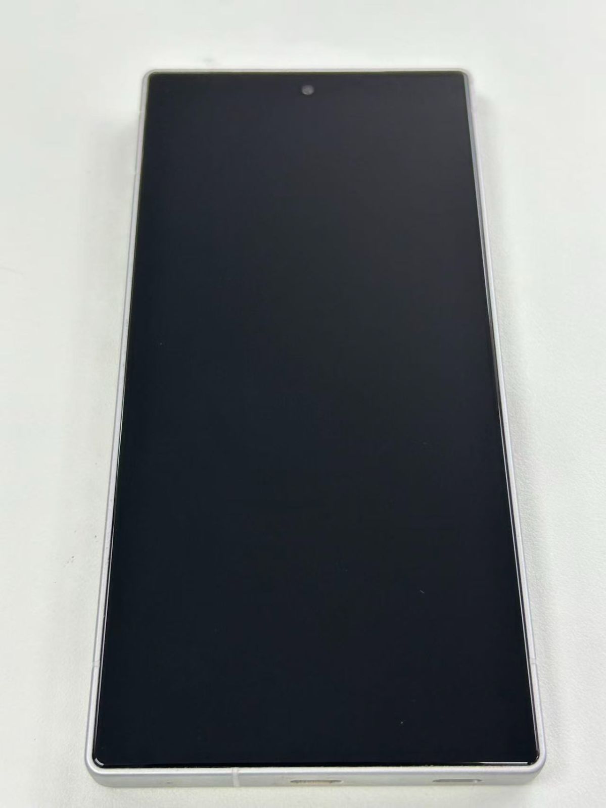 ジャンク品】AQUOS R9 ホワイト - メルカリ