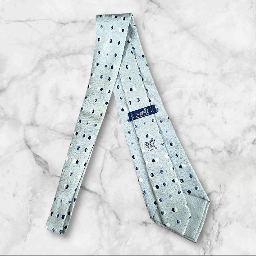 HERMES ネクタイ 水色 ドット 100%シルク - メルカリ