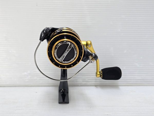 Revo PRM 2000SH スピニングリール フィッシング 【品】 アブガルシア