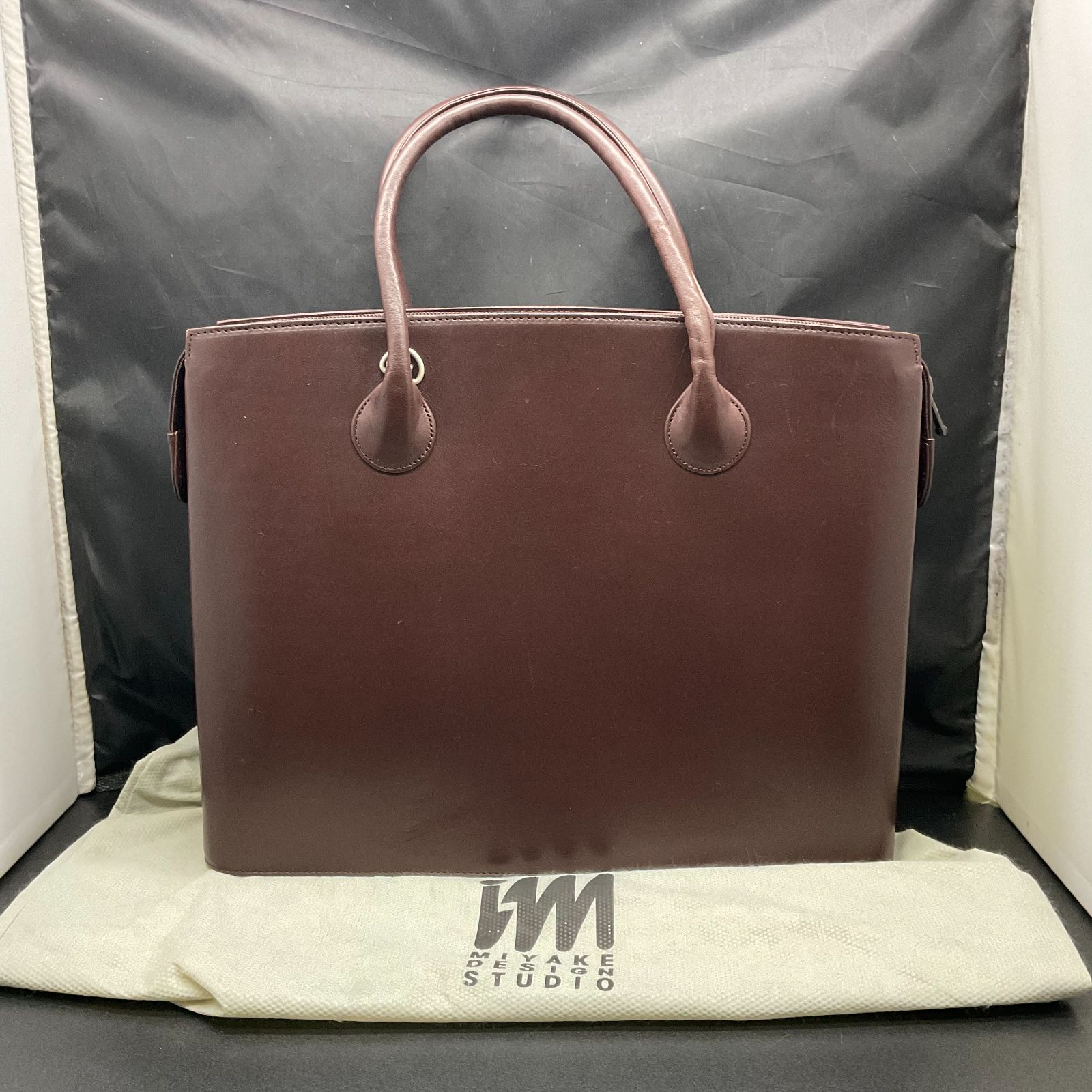 イッセイミヤケ 2WAYバッグ B25120993 - メルカリ