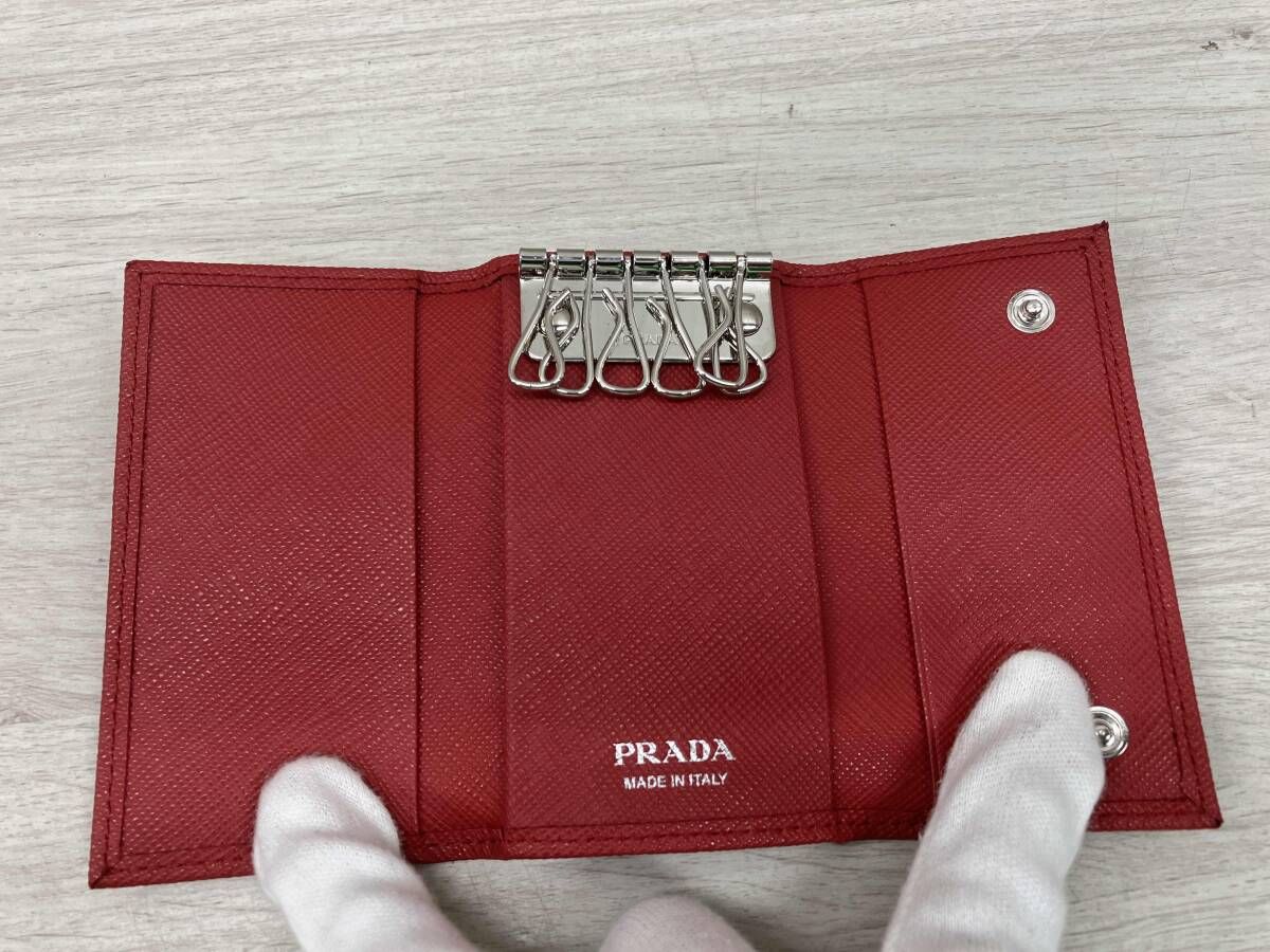 PRADA 6連キーケース／レッド 箱付き ギャランティカード付き - メルカリ