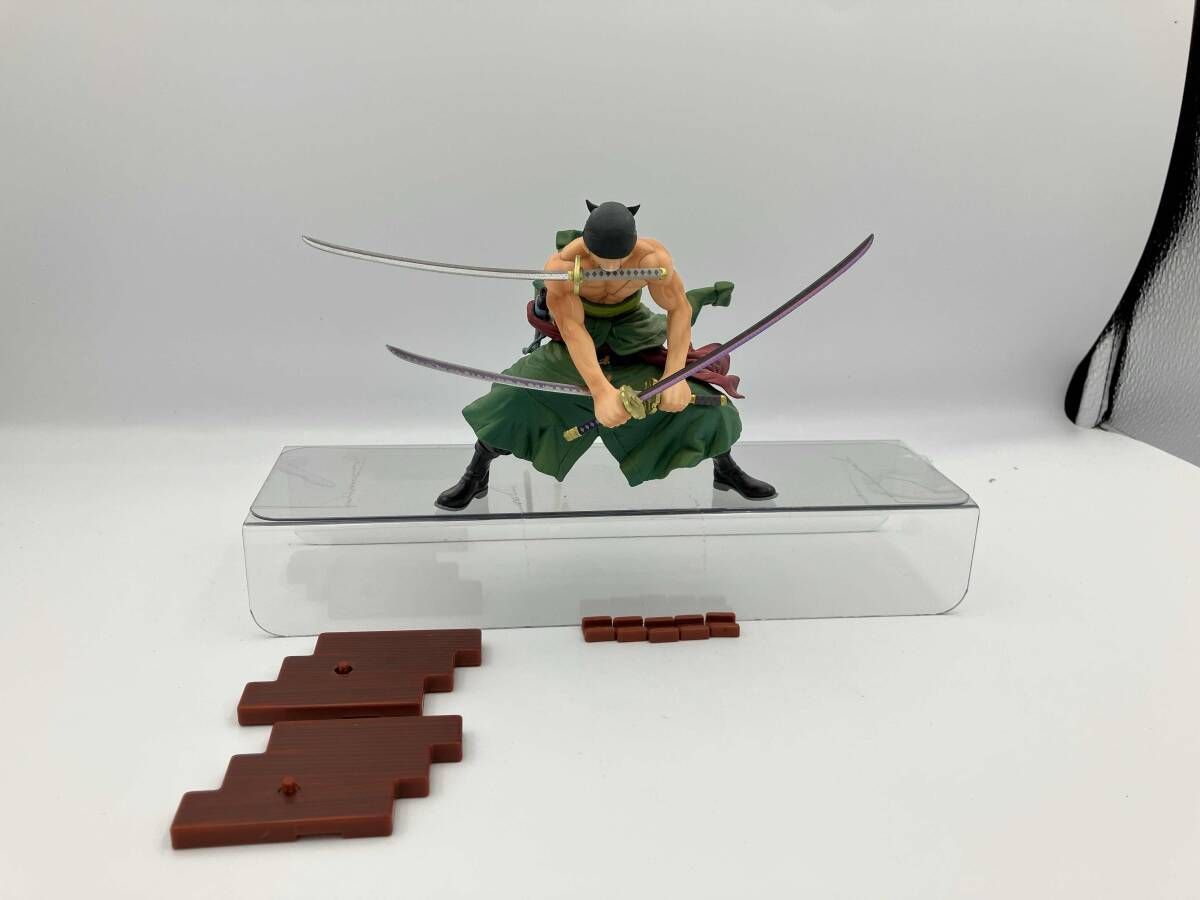 FiguartsZERO 海賊狩りのゾロ ワンピース/S.H.Figuarts(フィギュアーツ