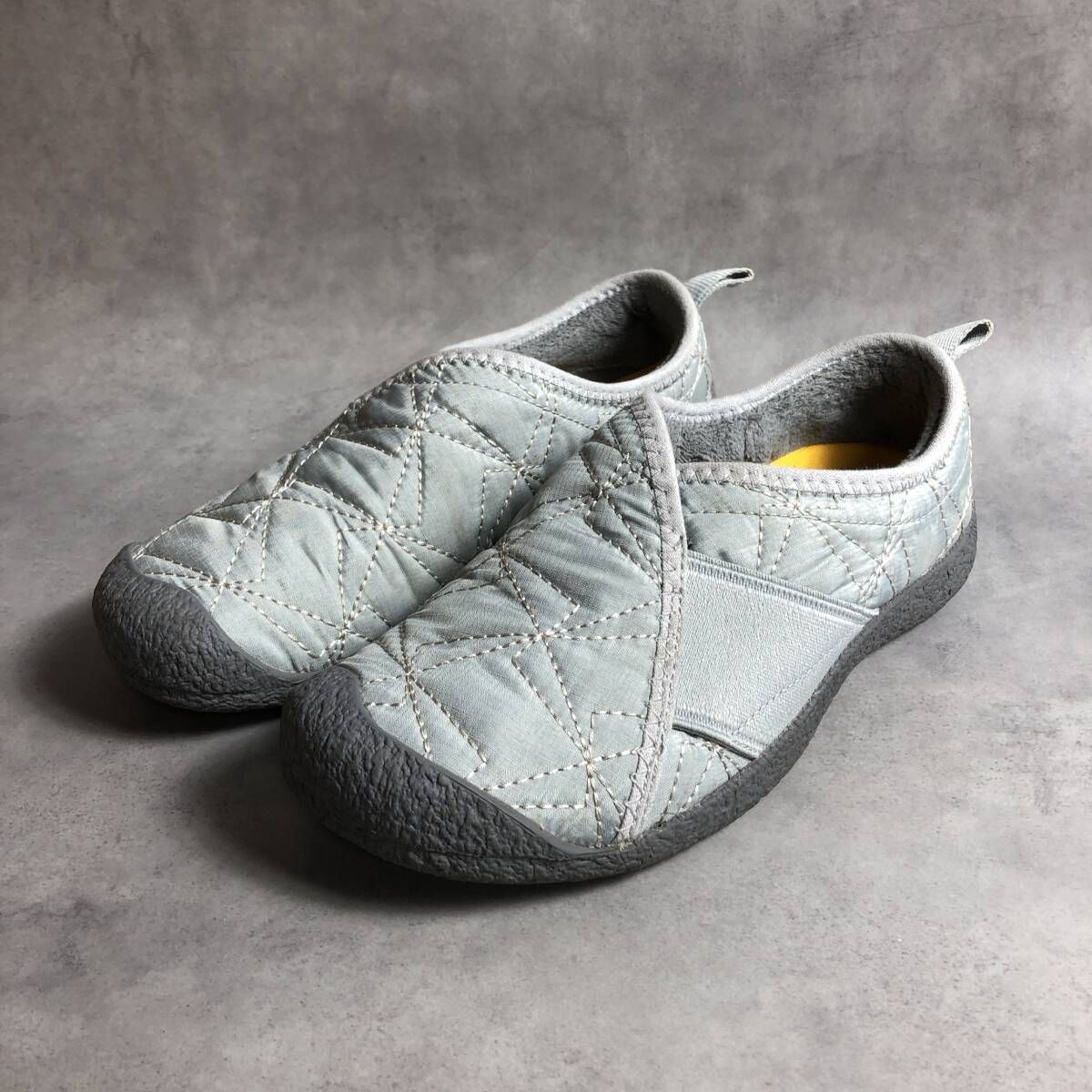 WQ1106○KEEN：美品 W HOWSER WRAP ○24○ グレー ハウザーラップ 