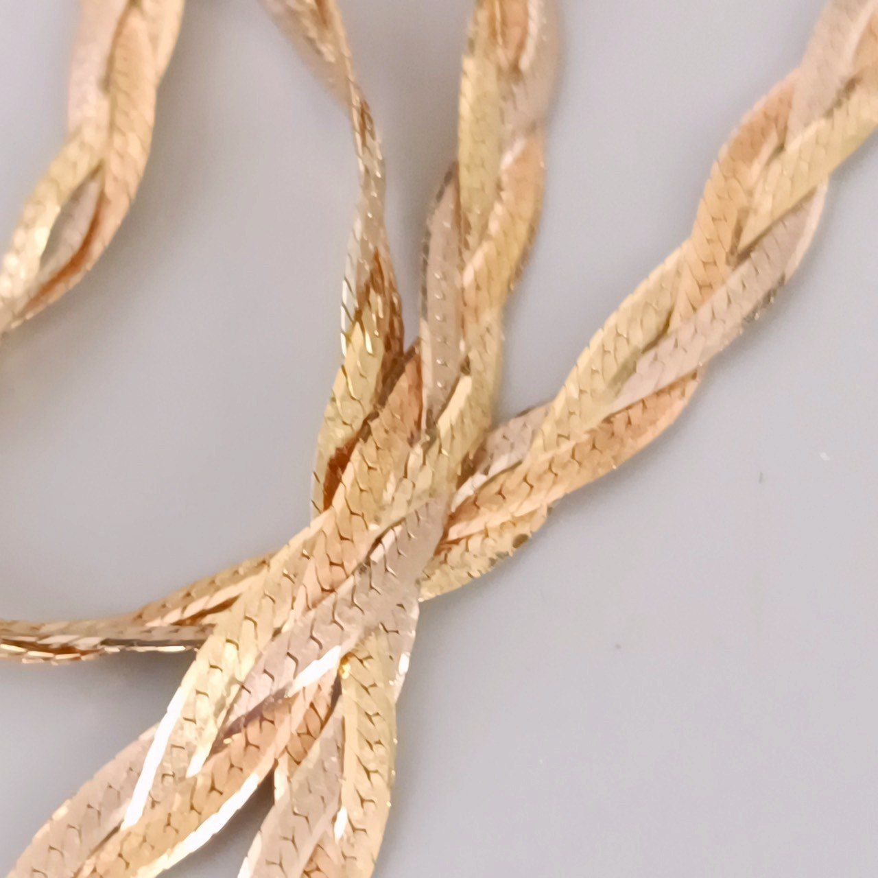 かりめる 18金 K18 男女兼用 スリーカラーネックレス 4.98g 40.5㎝ Z76 - メルカリ