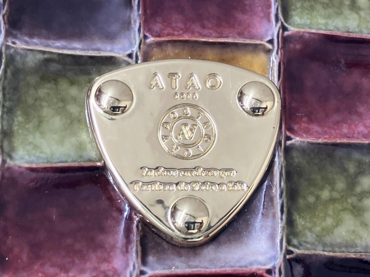 ATAO アタオ 二つ折り財布 マルチカラー - メルカリ