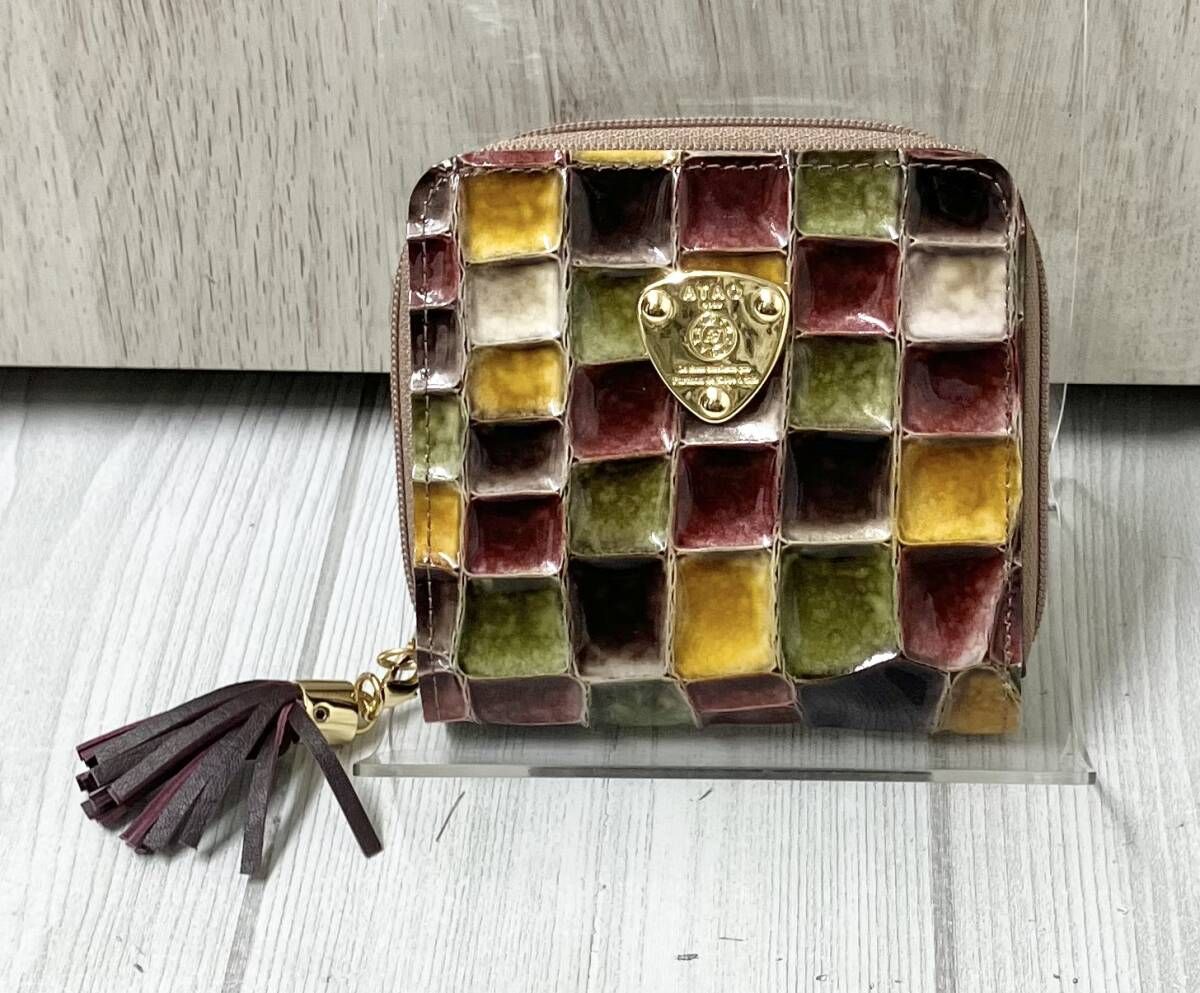 ATAO アタオ 二つ折り財布 マルチカラー - メルカリ