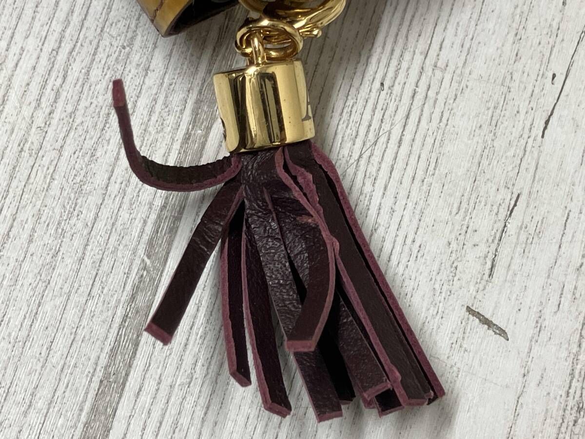 ATAO アタオ 二つ折り財布 マルチカラー - メルカリ