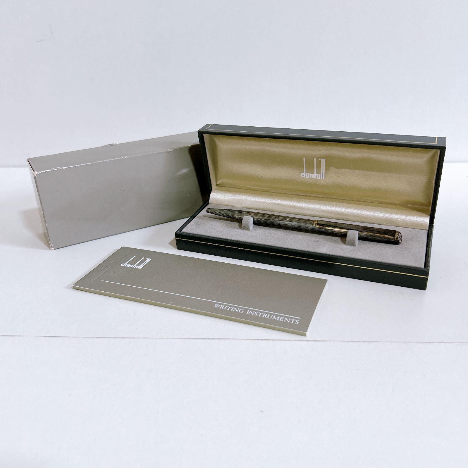 dunhill ダンヒル シルバー ボールペン　替芯付き dunhillダンヒル シルバーボールペン 替芯付き 【公式通販】