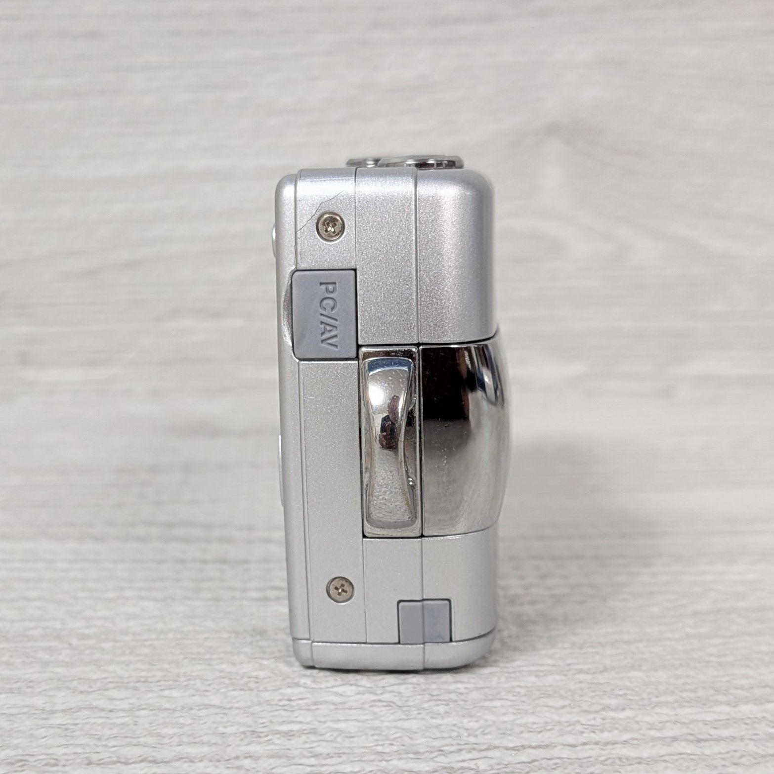 PENTAX ペンタックス Optio M20 シルバー 単3電池駆動 デジカメ