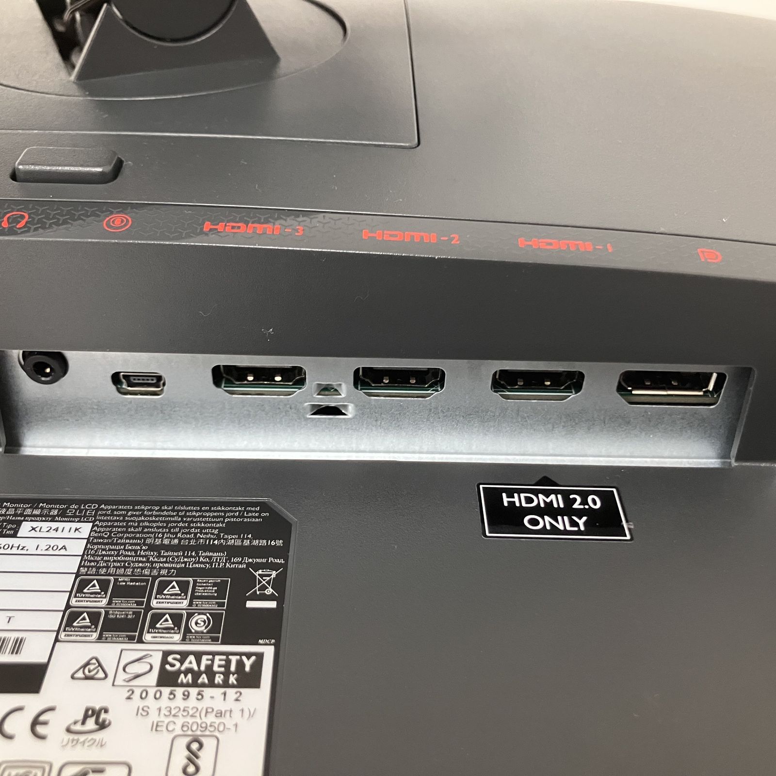 ディスプレイ・モニター BenQ XL2411K ゲーミング 液晶モニター 2024年