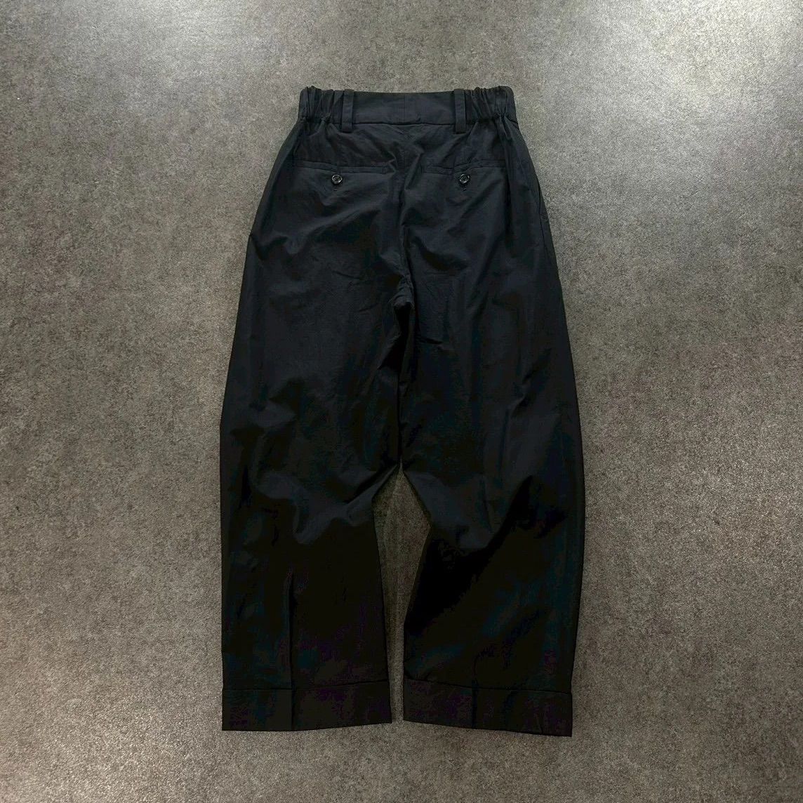 日本製 MHL. MARGARET HOWELL MATT COTTON SILK POPLIN SLACKS