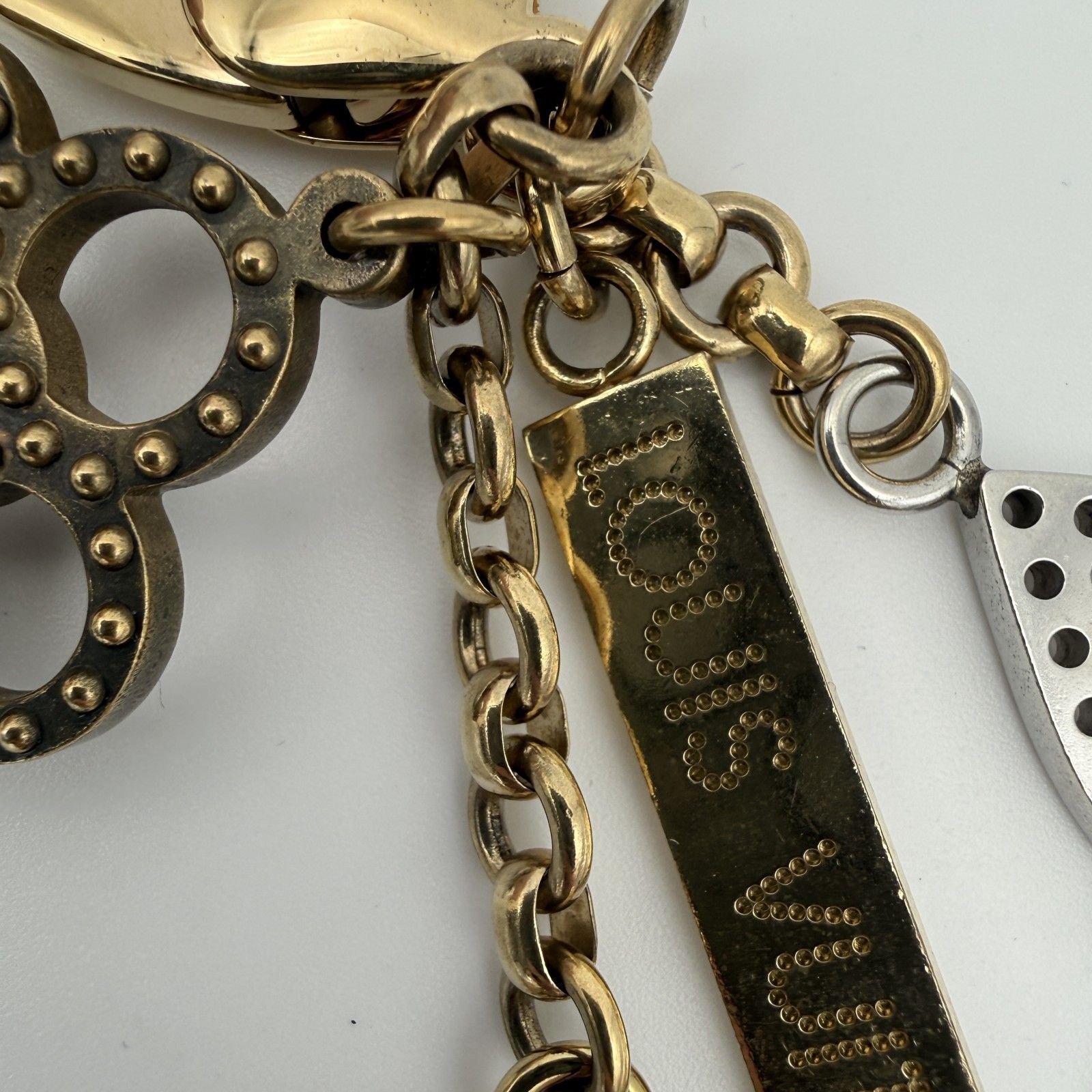 LOUIS VUITTON（ルイ・ヴィトン）ビジューサック・タパージュ バッグ