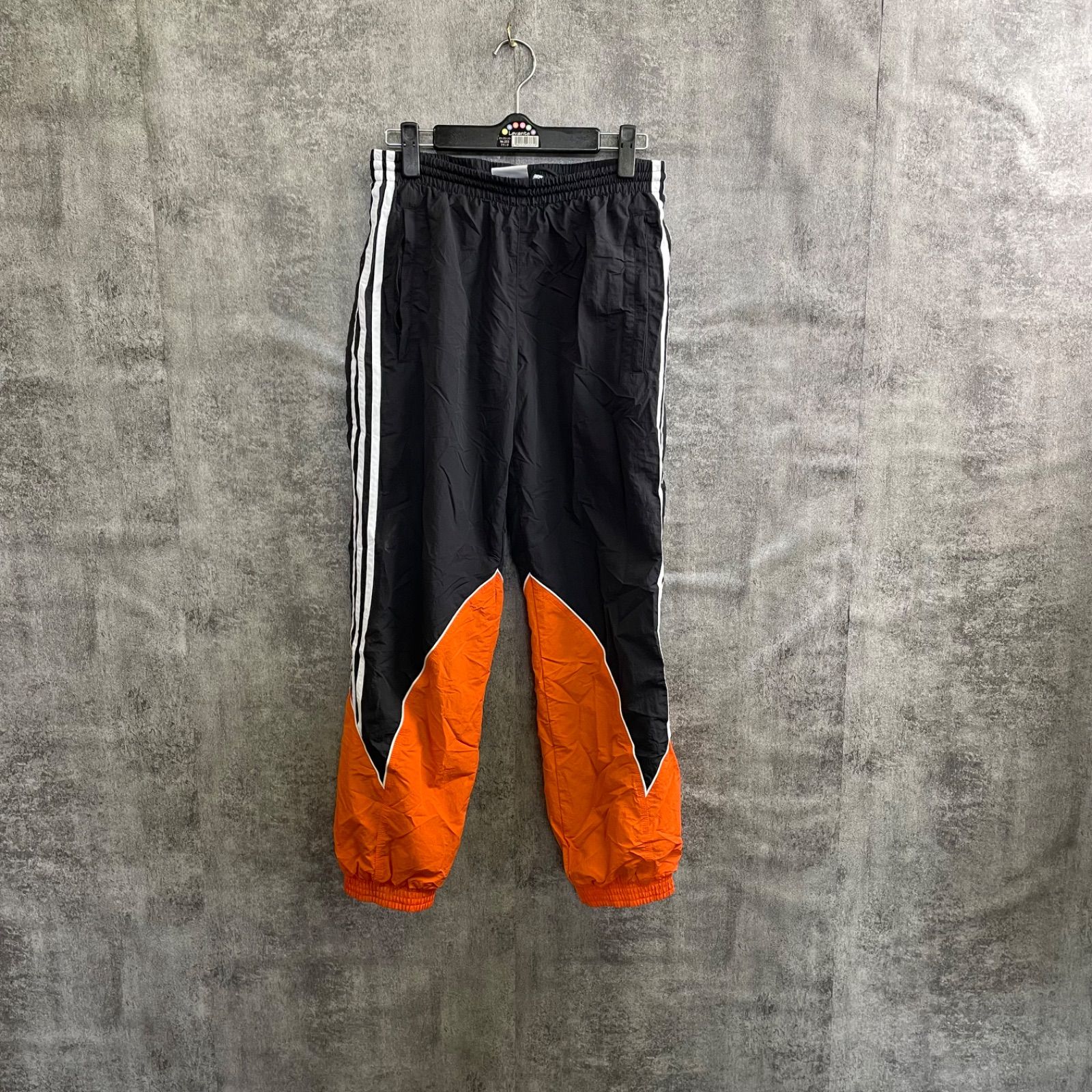 Y-153】adidas トラックパンツ ジャージ ブラック×レッド 3ライン