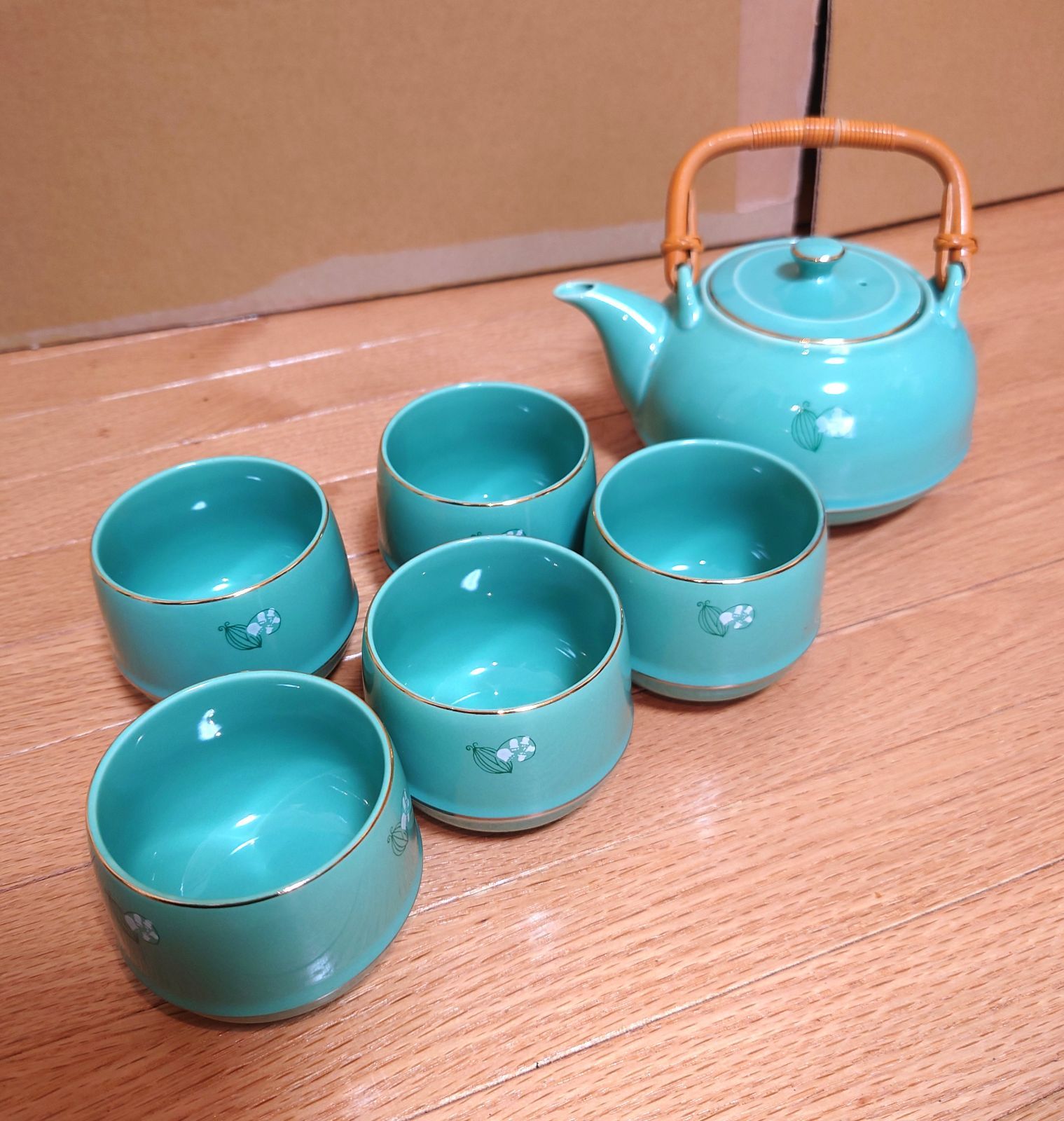 美濃焼 庫山窯すずらん 急須＆湯呑5客セット 未使用品 - メルカリ