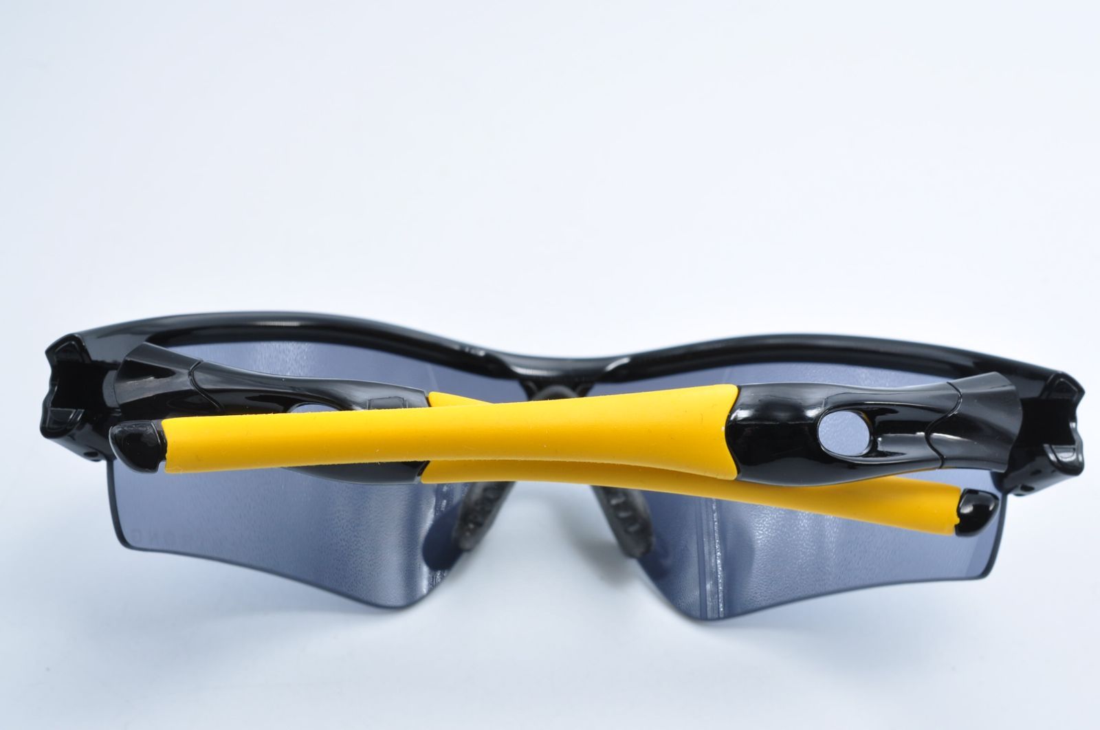 OAKLEY オークリー LIVESTRONG RADAR レーダー リブストロング コラボ 