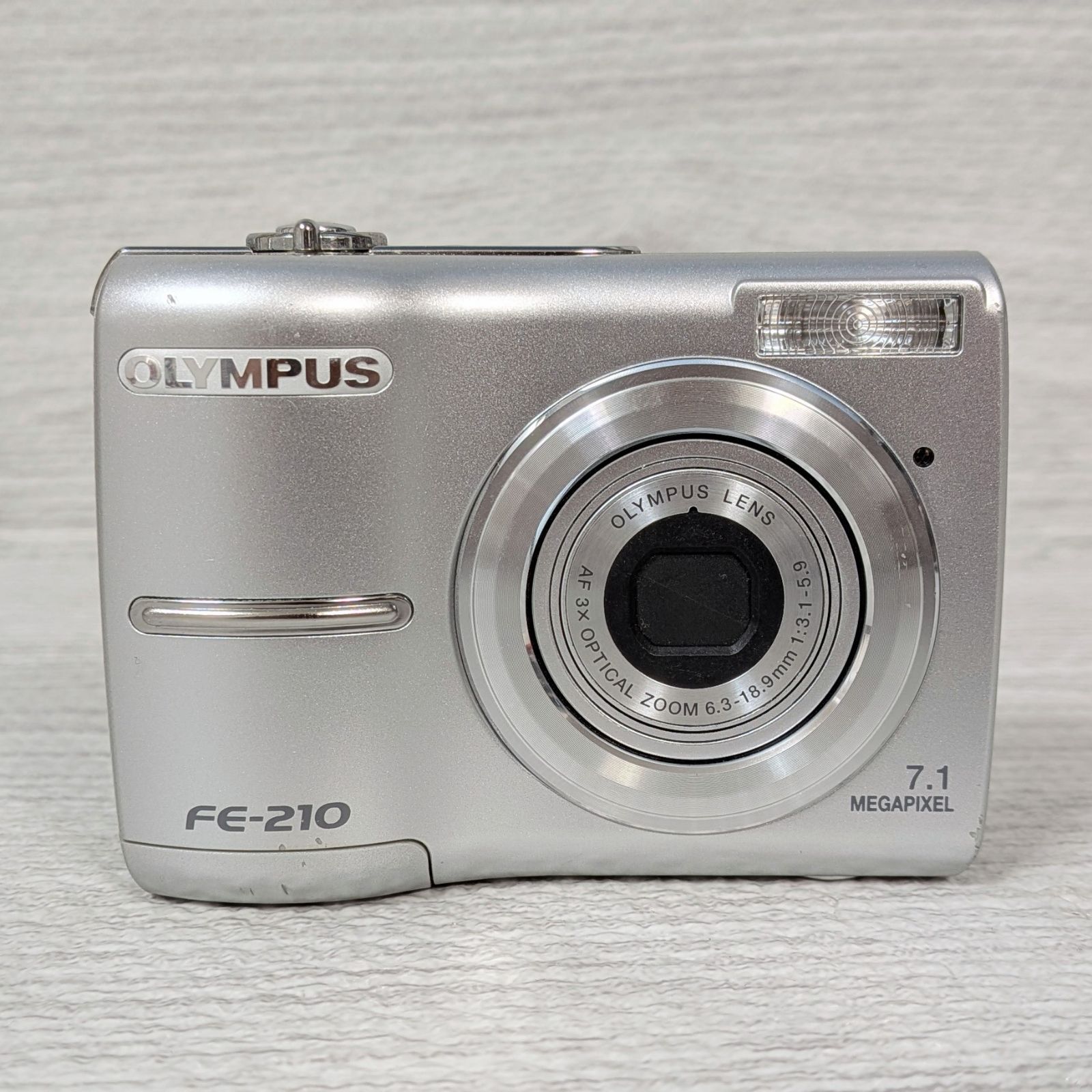 OLYMPUS オリンパス FE-210 シルバー ジャンク品 単3電池駆動 デジカメ