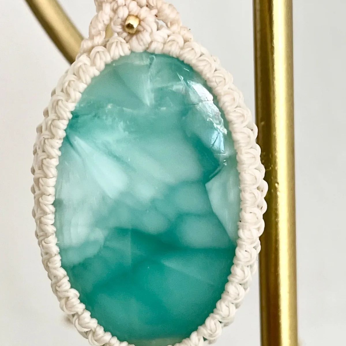 ヘミモルファイト マクラメ編みペンダント アフターフォロー有 - メルカリ