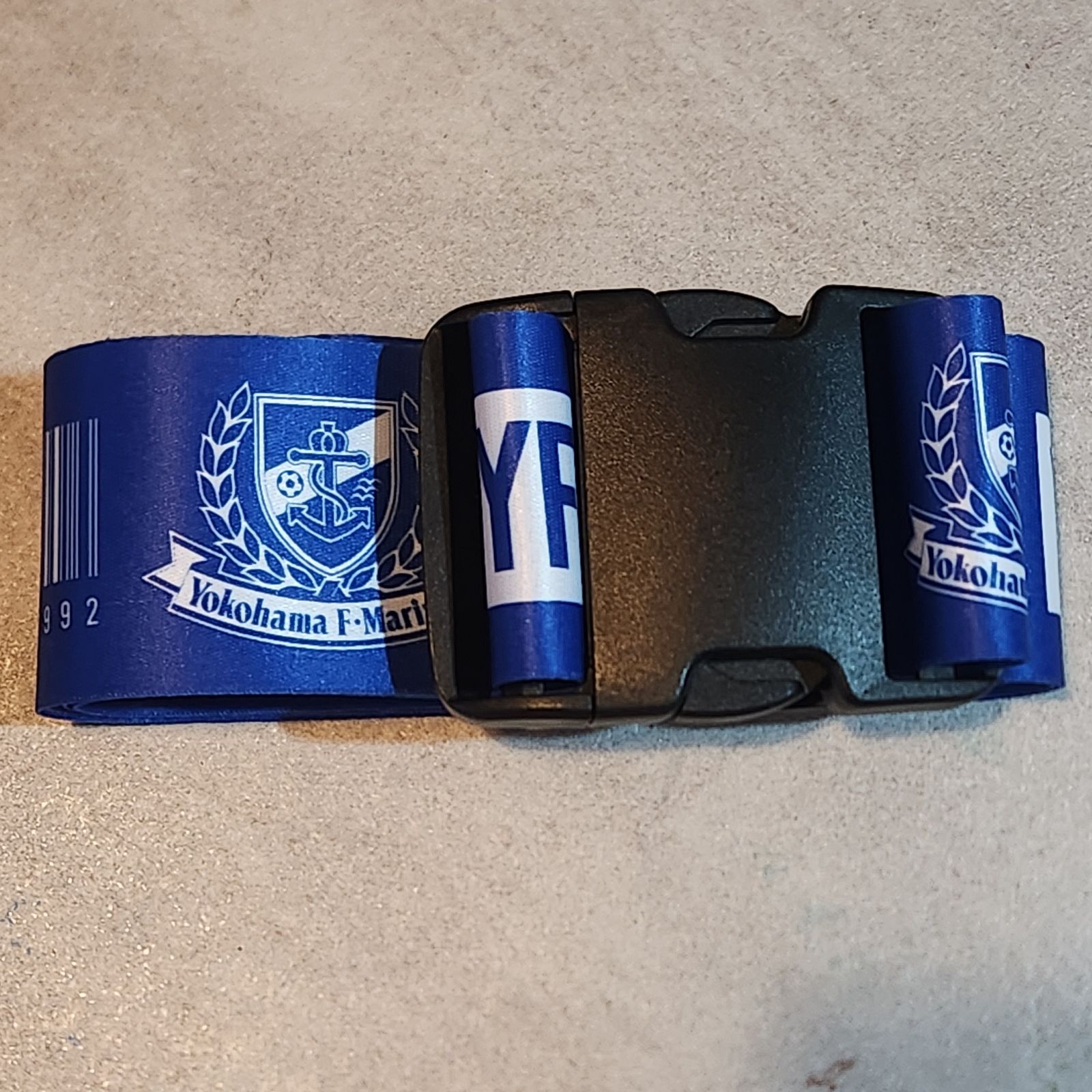 完売品】《未使用》2024 横浜F・マリノス スーツケースベルト 青 M016