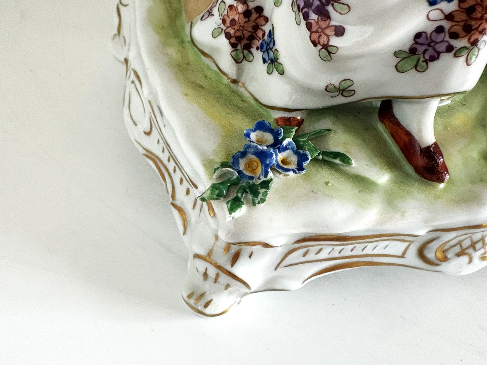 カポディモンテ フィギュリン 陶磁器人形 ヴィンテージ 置物 イタリア