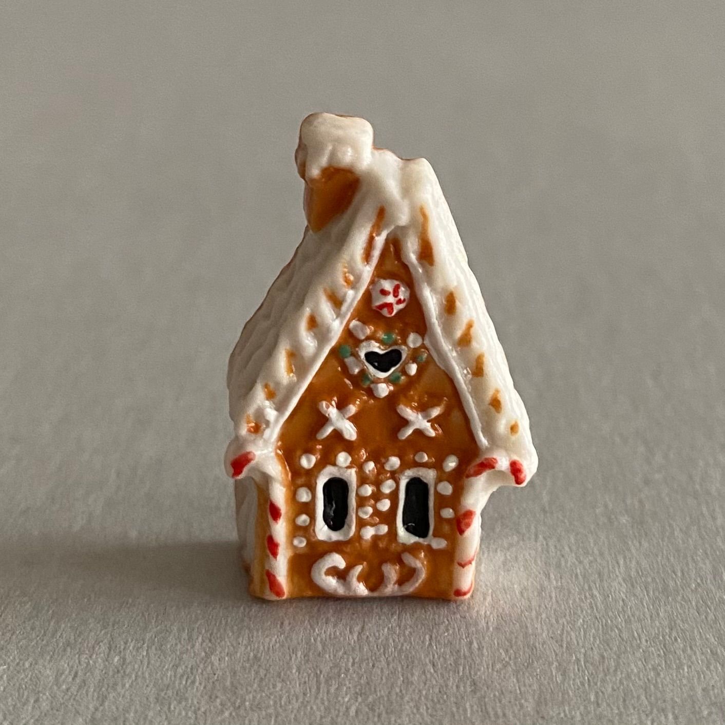 お菓子の家のフェーブ／クリスマスのパンデピスとスイーツ／フランス