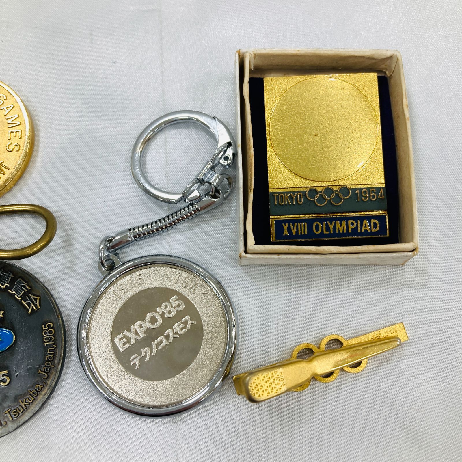 A【まとめ売り】記念メダル ネクタイピン ピンバッジ 1964年 東京