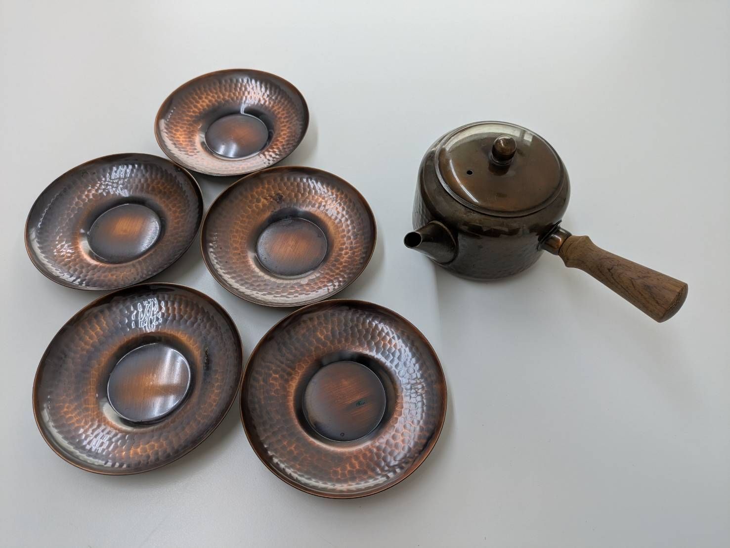 D【保管品】銅器 急須 茶托 5客 一式 煎茶 槌目 打ち出し 純銅 錫引き