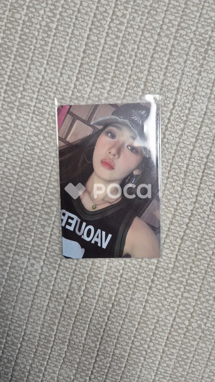 BABYMONSTER ローラ DRIP ZIP LOCK Ver. - メルカリ