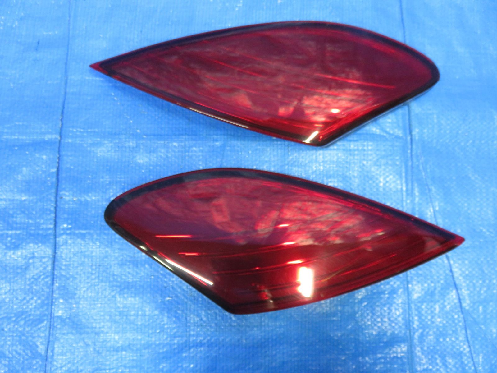 LA9196* レクサス SC430 UZZ40/後期 テールライト テールランプ