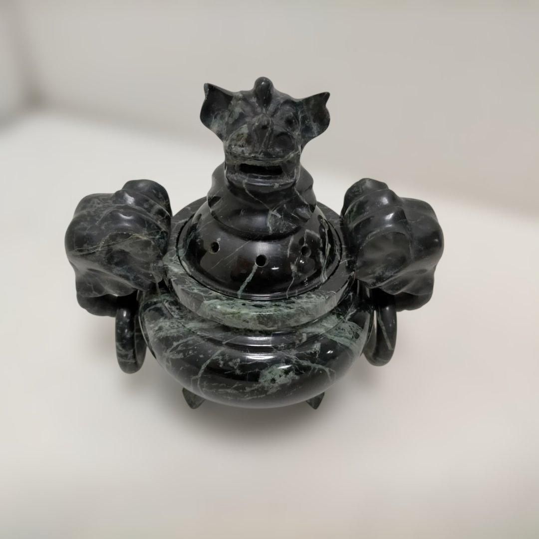 蛇紋石 香炉 獅子摘み 蓋付き 彫刻 透かし穴あり 仏具 天然石
