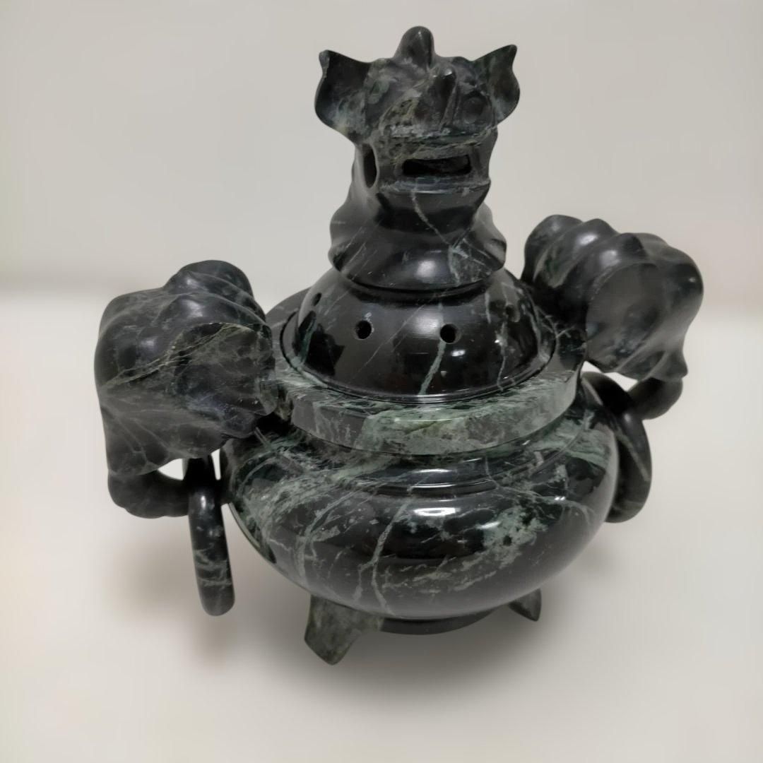 蛇紋石 香炉 獅子摘み 蓋付き 彫刻 透かし穴あり 仏具 天然石
