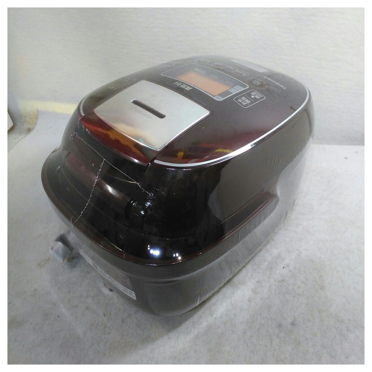 動作確認済】【中古】本体のみ 東芝 真空IH式 炊飯器 5.5合炊き RC