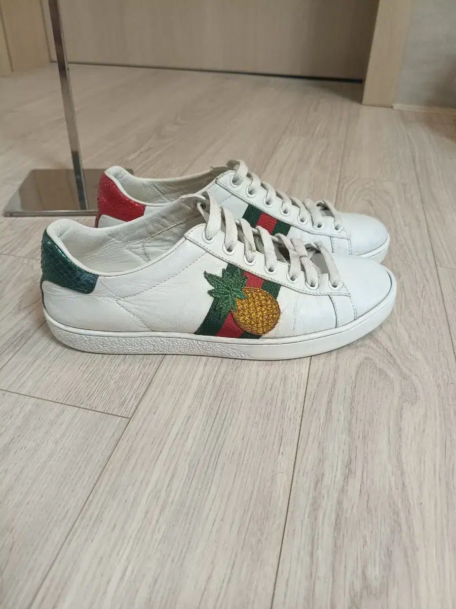 正規品 37 グッチ パイナップル てんとう虫 エース スニーカー 235 240
