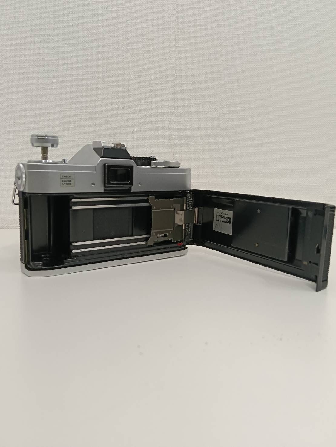 中古品】 Canonキヤノン FTb フィルムカメラ CANON LENS FD 50mm 1:1.4