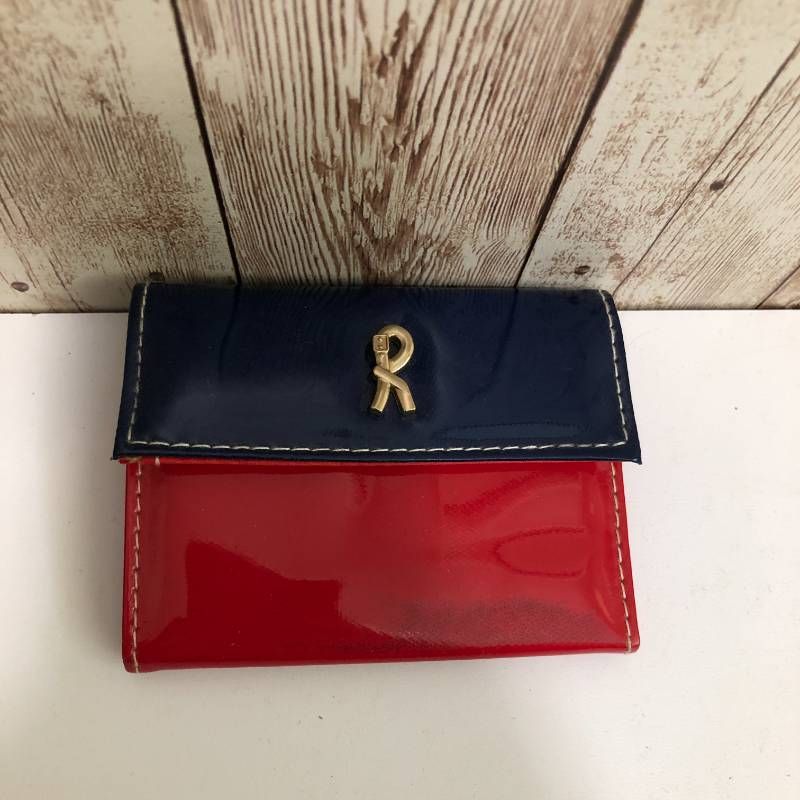 Roberta di Camerino（ロベルタ ディ カメリーノ） ミニ財布 レッド 訳