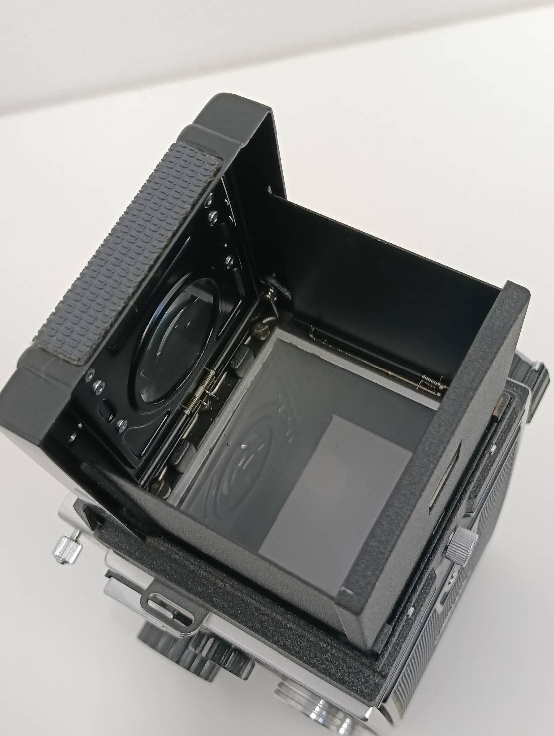 中古品】 Mamiyaマミヤ C220 Professionalプロフェッショナル 二眼レフ