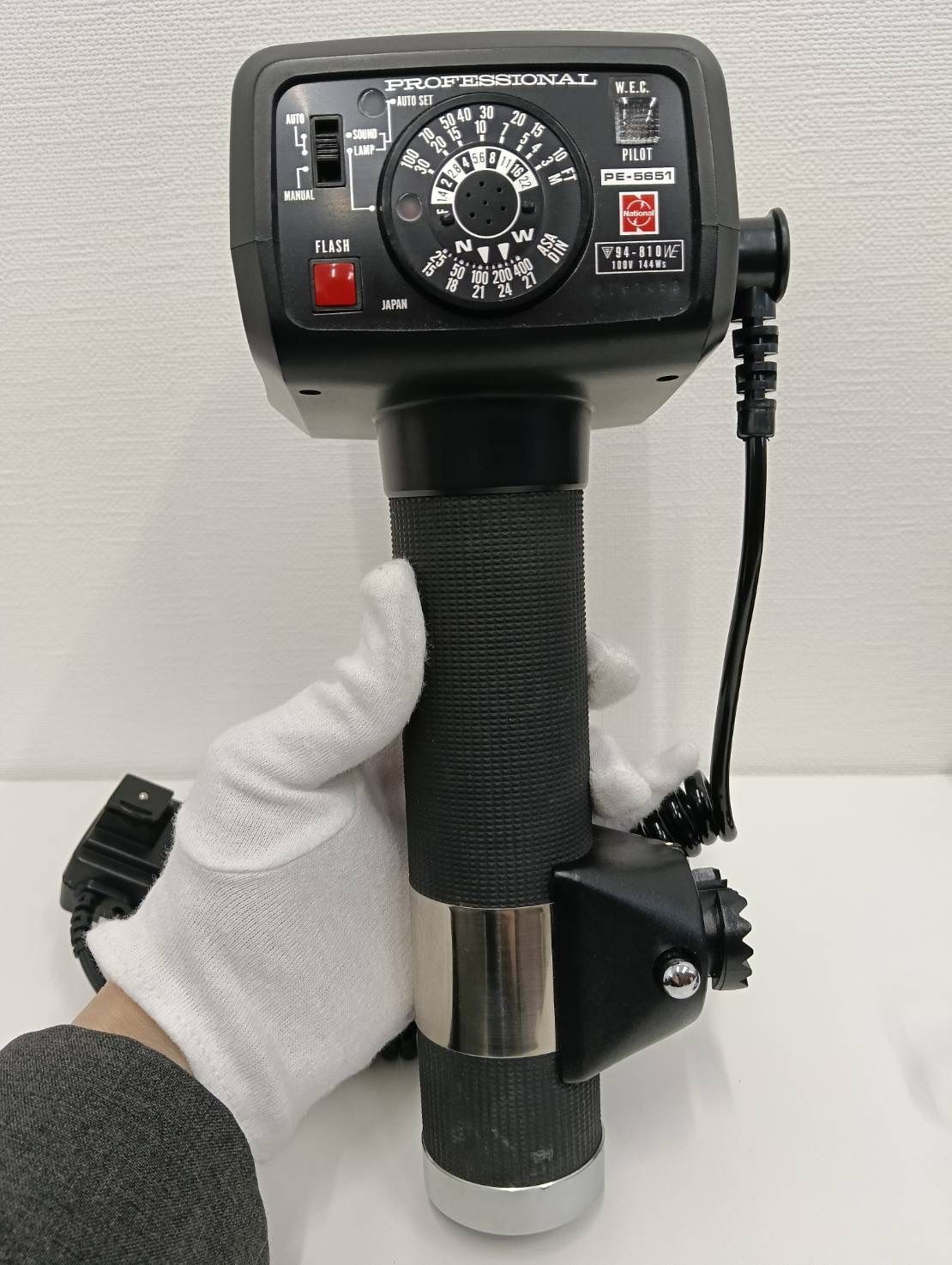 中古品】 Nationalナショナル ストロボ PE-5651 グリップ型フラッシュ